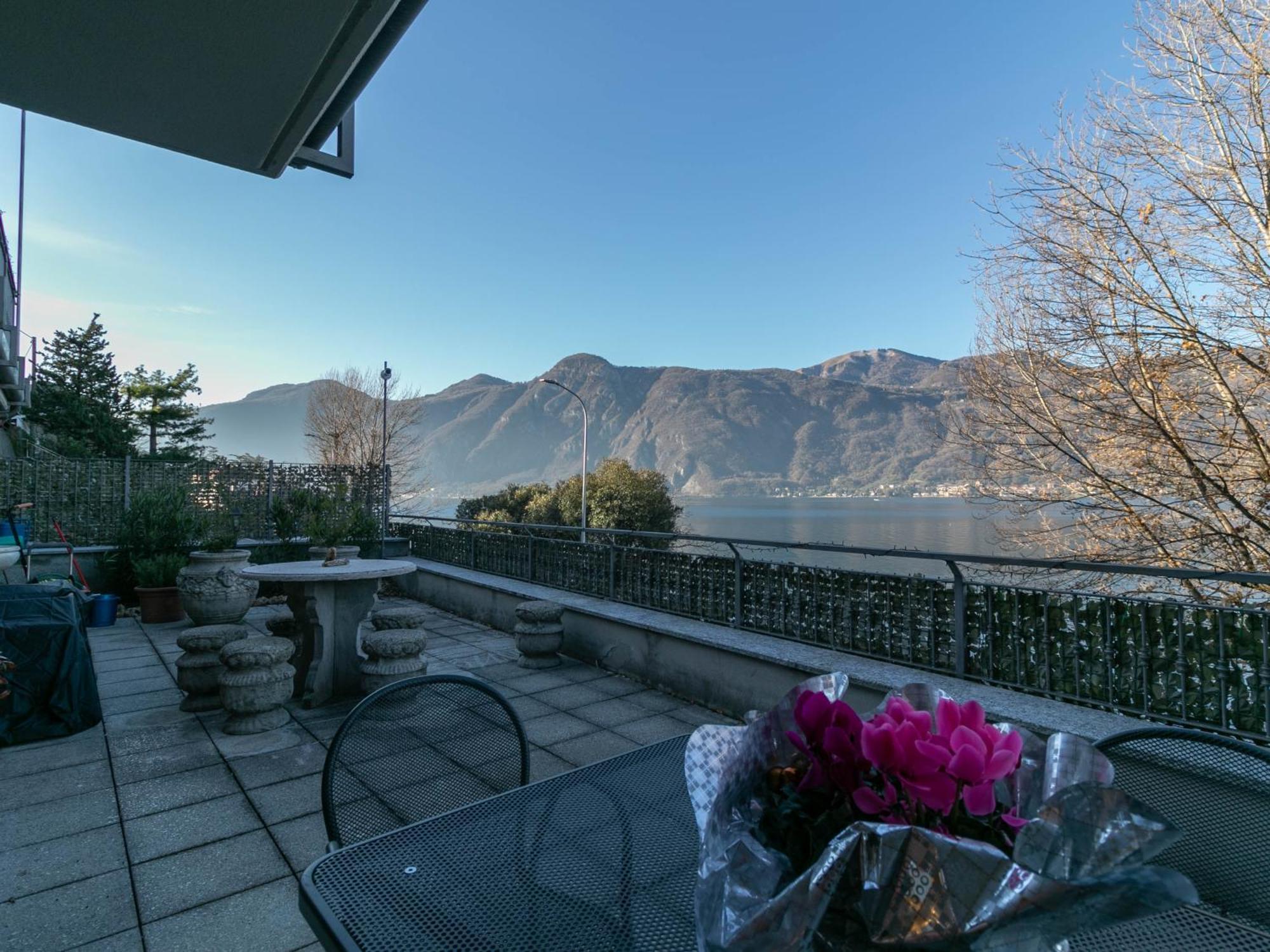 Villa Olcio - Al Lago 曼代洛-德尔拉里奥 外观 照片
