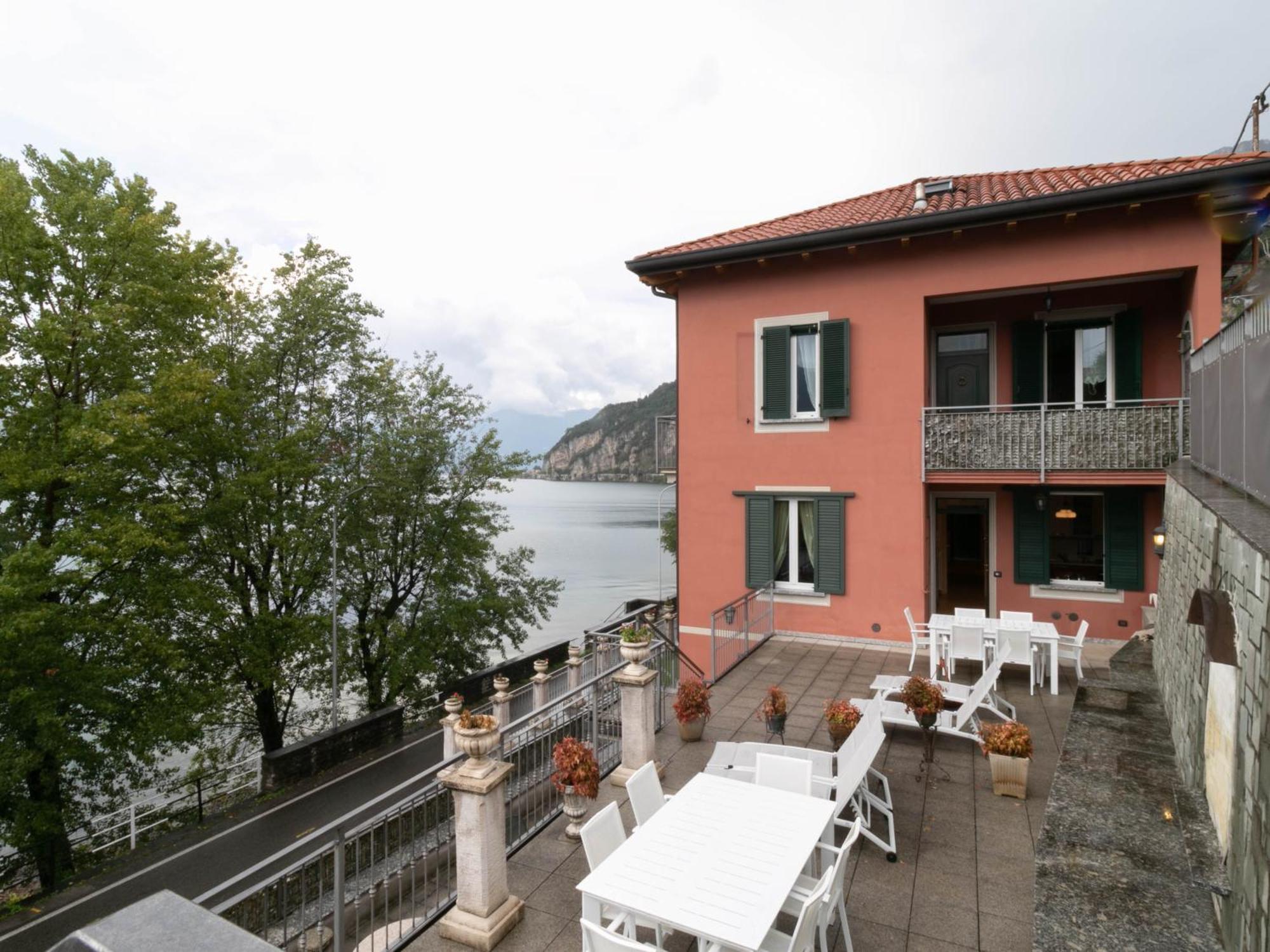 Villa Olcio - Al Lago 曼代洛-德尔拉里奥 外观 照片